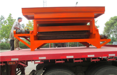 濕式磁選機(jī)，選購?fù)彩綕袷酱胚x機(jī)請(qǐng)找專業(yè)磁選機(jī)廠家_選購?fù)彩綕袷酱胚x機(jī)請(qǐng)找專業(yè)磁選機(jī)廠家生產(chǎn)廠家_釩鈦鐵礦選購?fù)彩綕袷酱胚x機(jī)請(qǐng)找專業(yè)磁選機(jī)廠家型號(hào)參數(shù)及磁場(chǎng)強(qiáng)度